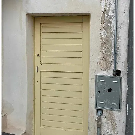 Appartement Biancostuni 81