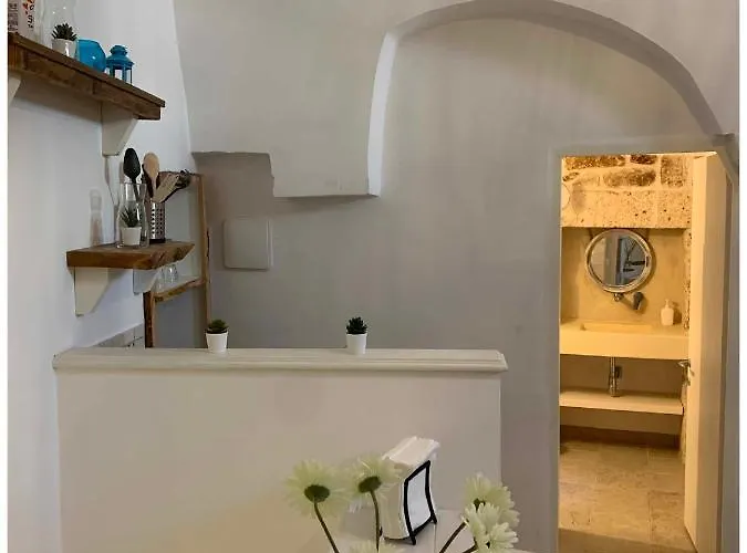 Biancostuni 81 Apartament *