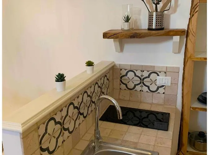 Apartament Biancostuni 81