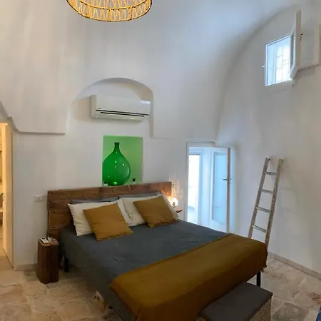 Biancostuni 81 Ostuni