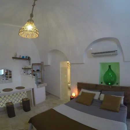 Biancostuni 81 Ostuni